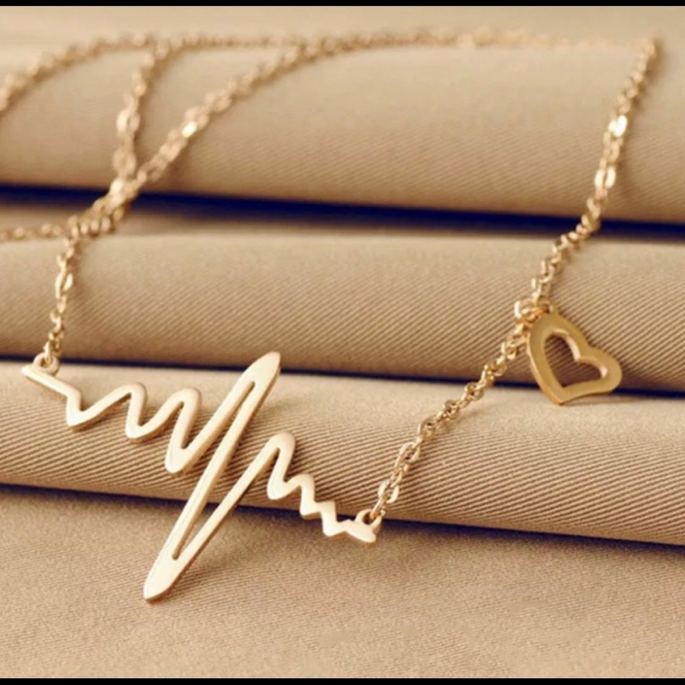 Best selling Heartbeat Necklace 🤍